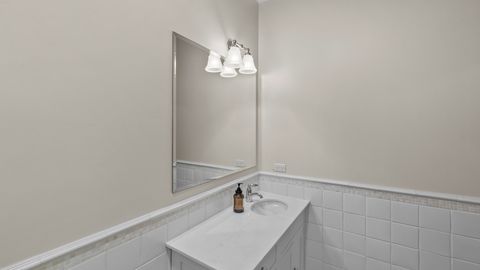 Tiny photo for 3 Hillburn Court, North Barrington, IL 60010 (MLS # 12688325)