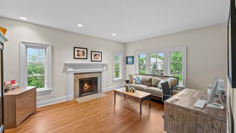 Tiny photo for 3 Hillburn Court, North Barrington, IL 60010 (MLS # 12688325)