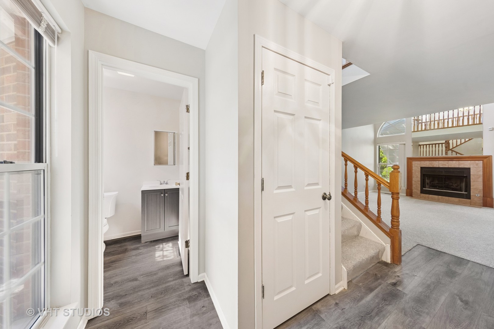 614 Hillview Court