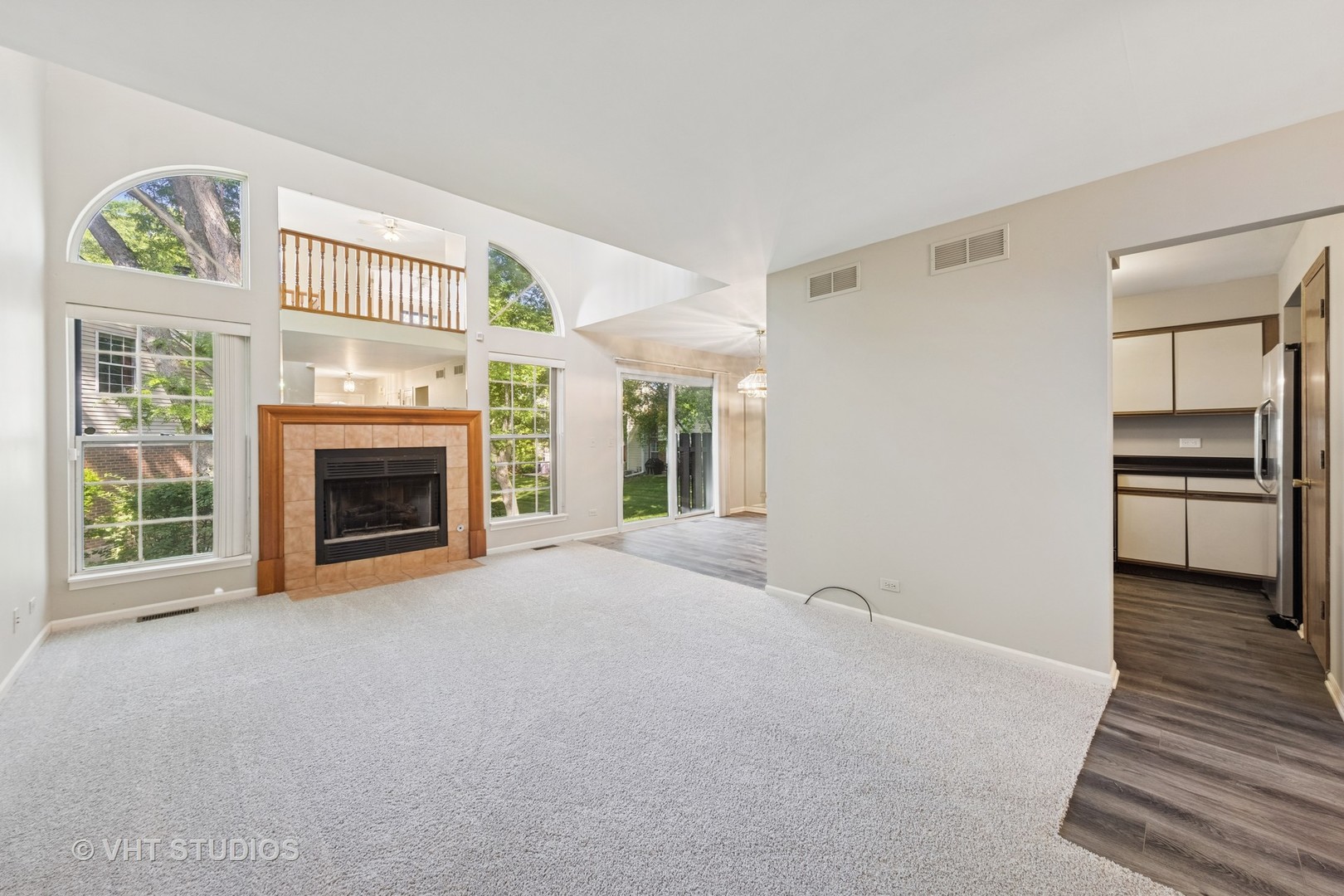614 Hillview Court