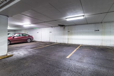 Tiny photo for 13200 W Heiden Circle #2111, Lake Bluff, IL 60044 (MLS # 12606702)