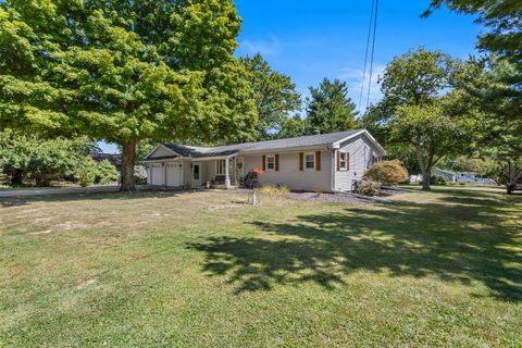 Tiny photo for 4216 Anderson Drive, Heyworth, IL 61745 (MLS # 12457890)