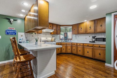 Tiny photo for 4216 Anderson Drive, Heyworth, IL 61745 (MLS # 12457890)