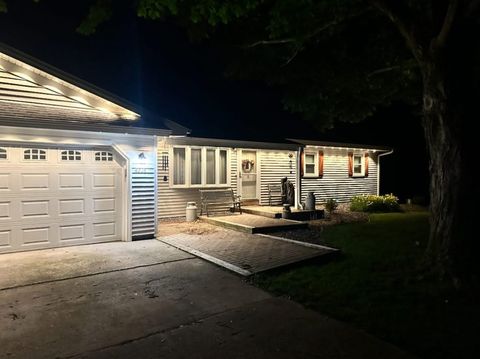 Tiny photo for 4216 Anderson Drive, Heyworth, IL 61745 (MLS # 12457890)