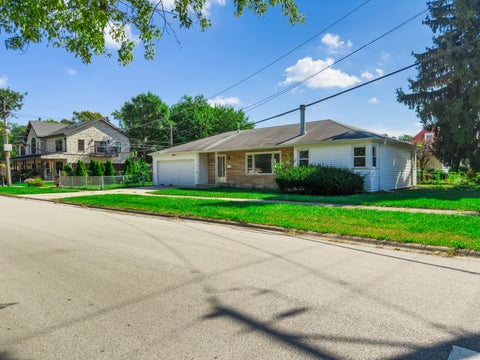Tiny photo for 10101 S Kostner Avenue, Oak Lawn, IL 60453 (MLS # 12772618)