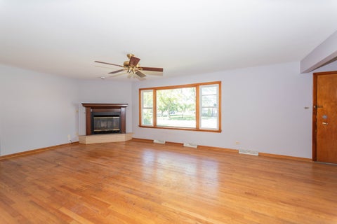 Tiny photo for 10101 S Kostner Avenue, Oak Lawn, IL 60453 (MLS # 12772618)