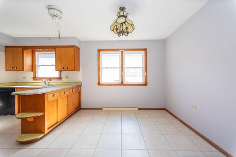 Tiny photo for 10101 S Kostner Avenue, Oak Lawn, IL 60453 (MLS # 12772618)