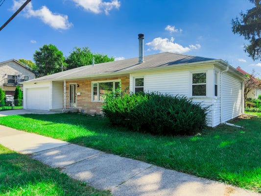 10101 S KOSTNER AVE, OAK LAWN, IL 60453 - Image b1fda7377d36d1f97ed66cc2b30d6455/465513672
