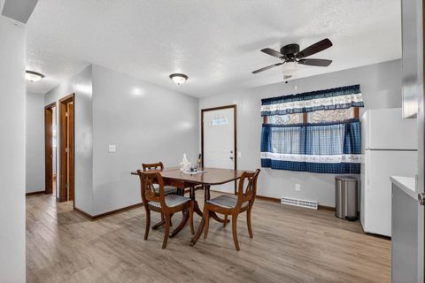 Tiny photo for 609 W LeClaire Road, Eldridge, IA 52748 (MLS # 12604103)