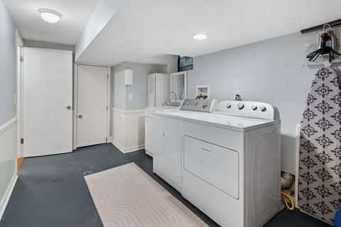 Tiny photo for 701 Peterson Avenue, Park Ridge, IL 60068 (MLS # 12555264)