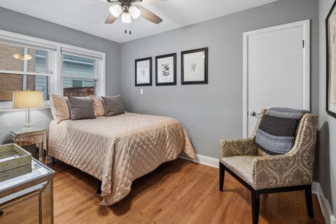 Tiny photo for 701 Peterson Avenue, Park Ridge, IL 60068 (MLS # 12555264)