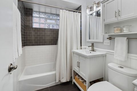 Tiny photo for 701 Peterson Avenue, Park Ridge, IL 60068 (MLS # 12555264)
