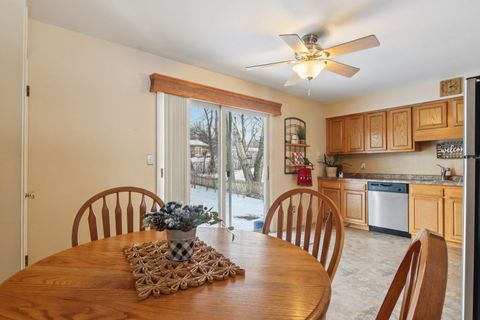 Tiny photo for 2502 E Chestnut Drive, Wonder Lake, IL 60097 (MLS # 12531852)