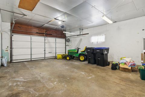 Tiny photo for 2502 E Chestnut Drive, Wonder Lake, IL 60097 (MLS # 12531852)