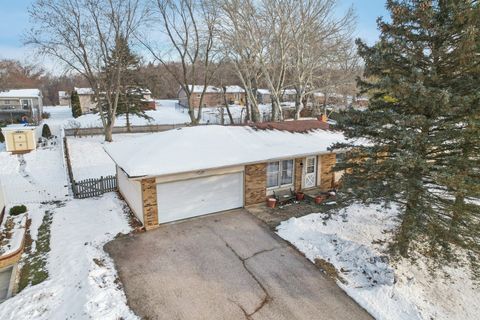 Tiny photo for 2502 E Chestnut Drive, Wonder Lake, IL 60097 (MLS # 12531852)