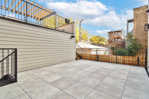 Tiny photo for 1416 W Warner Avenue, Chicago, IL 60613 (MLS # 12526303)