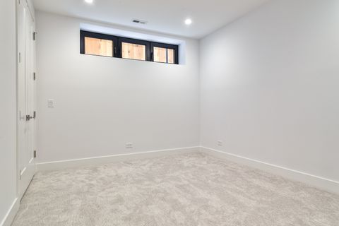 Tiny photo for 1416 W Warner Avenue, Chicago, IL 60613 (MLS # 12526303)