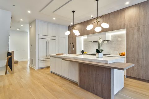 Tiny photo for 1416 W Warner Avenue, Chicago, IL 60613 (MLS # 12526303)