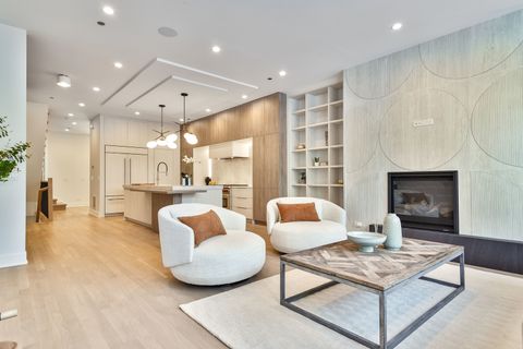 Tiny photo for 1416 W Warner Avenue, Chicago, IL 60613 (MLS # 12526303)