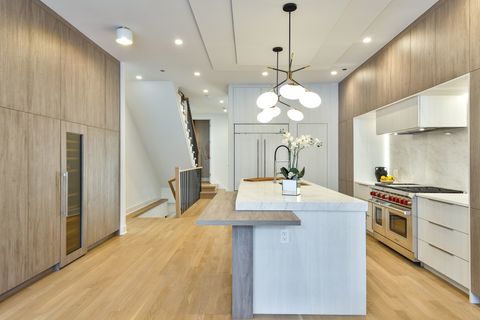 Tiny photo for 1416 W Warner Avenue, Chicago, IL 60613 (MLS # 12526303)