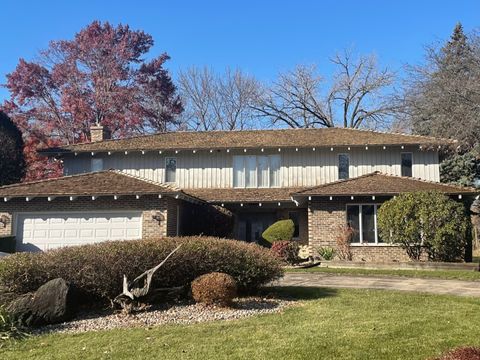 Tiny photo for 9 Buckingham Drive, Sugar Grove, IL 60554 (MLS # 12603305)