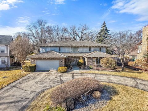 Tiny photo for 9 Buckingham Drive, Sugar Grove, IL 60554 (MLS # 12603305)