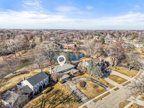 Tiny photo for 9 Buckingham Drive, Sugar Grove, IL 60554 (MLS # 12603305)