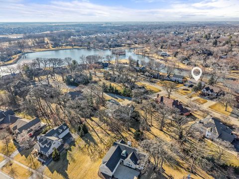 Tiny photo for 9 Buckingham Drive, Sugar Grove, IL 60554 (MLS # 12603305)