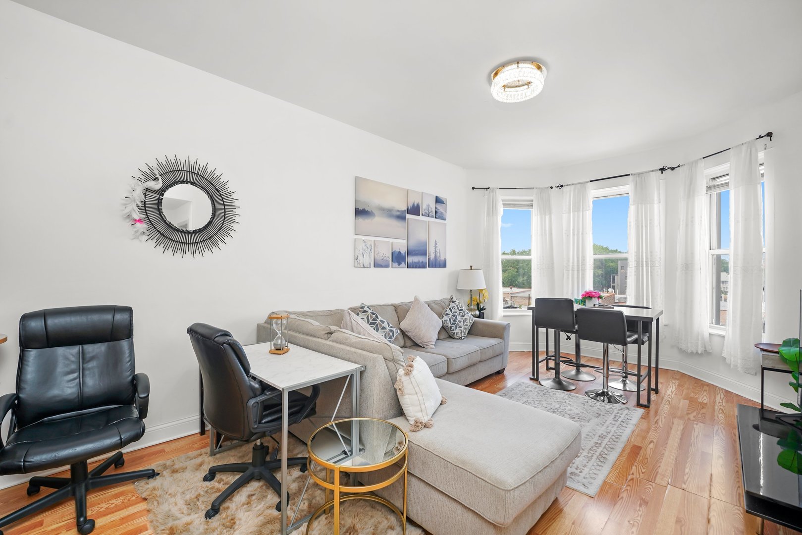 1057 W Argyle Street W 3f