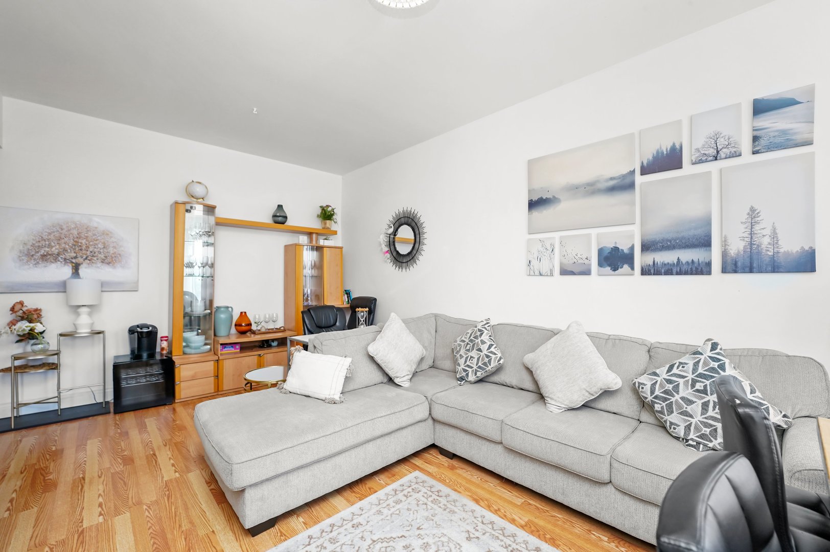 1057 W Argyle Street W 3f