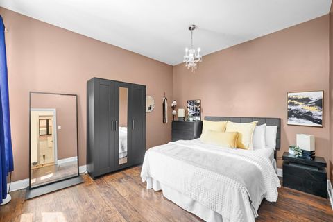 Tiny photo for 1057 W Argyle Street #3f, Chicago, IL 60640 (MLS # 12442206)