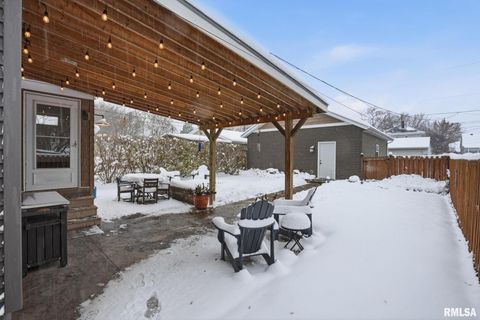 Tiny photo for 415 23RD Avenue, Moline, IL 61265 (MLS # QC4269776)