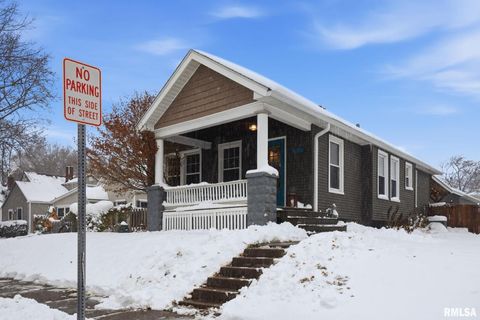 Tiny photo for 415 23RD Avenue, Moline, IL 61265 (MLS # QC4269776)