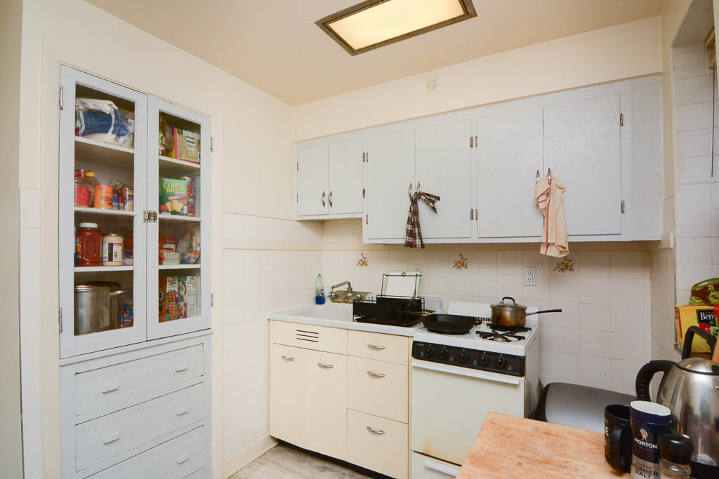 2129 N Mozart Street 1