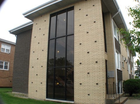 4343 W 63RD ST APT 1C, CHICAGO, IL 60629 - Image b204b655c0c8cc4529deffc9ffca68fe/3308408158