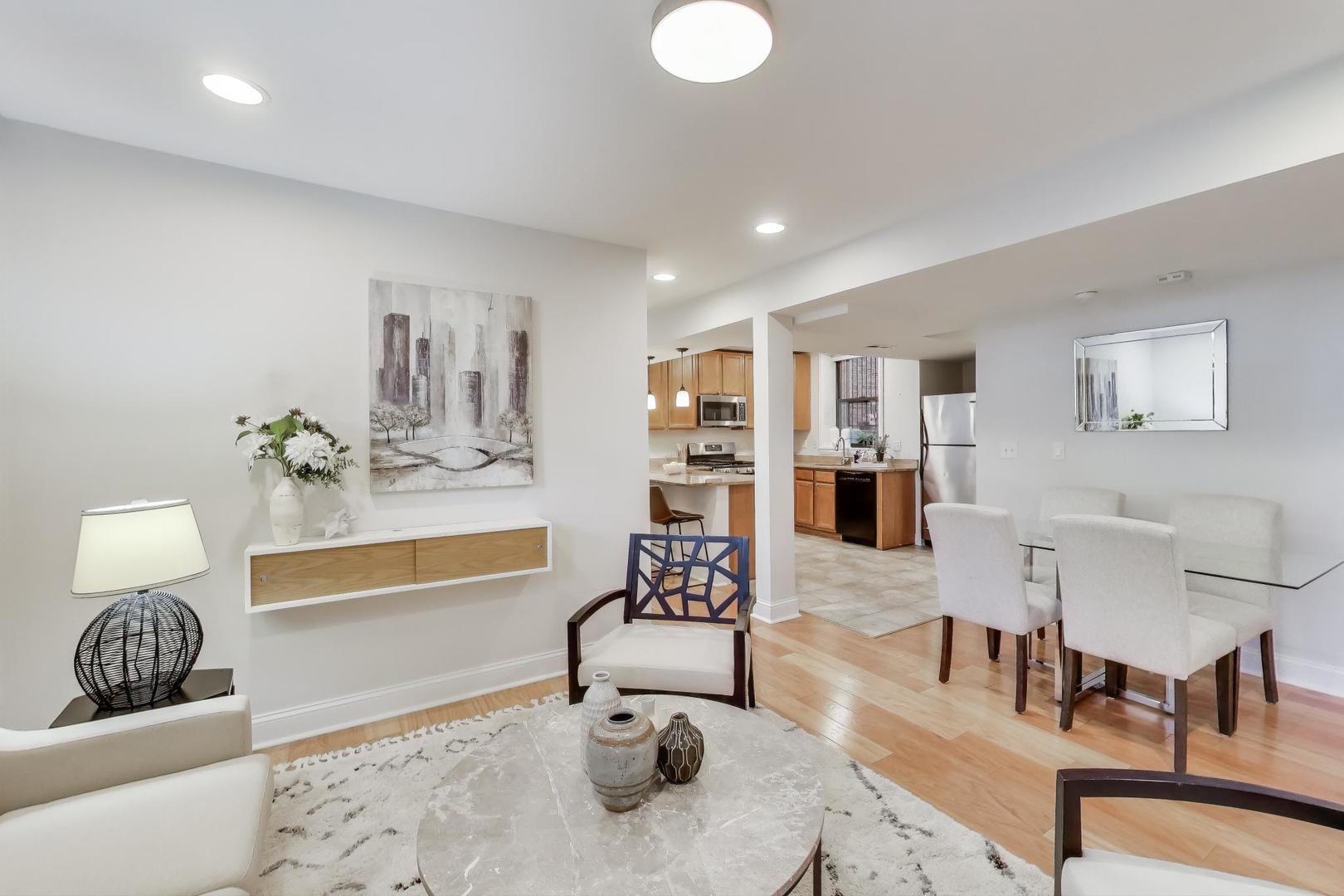 2201 W Winona Street G