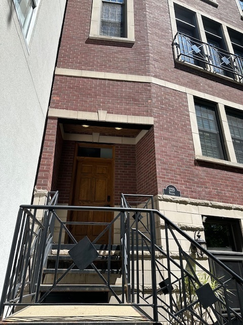 1229 N Paulina Street 2