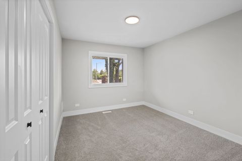 Tiny photo for 450 Manor Hill Lane, Lombard, IL 60148 (MLS # 12478267)