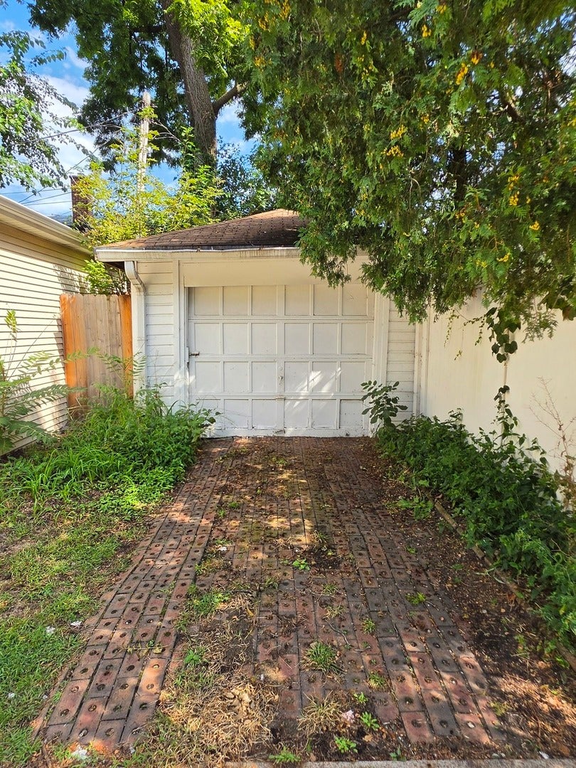 6821 N Ravenswood Avenue - Photo 4