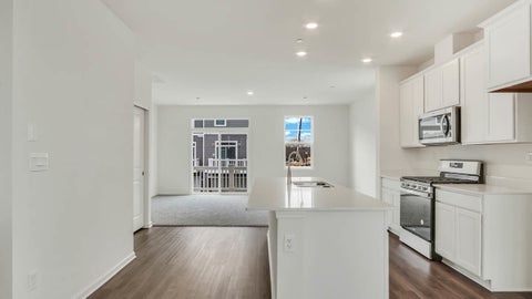 Tiny photo for 2046 Yellowstone Boulevard, Mundelein, IL 60060 (MLS # 12762778)