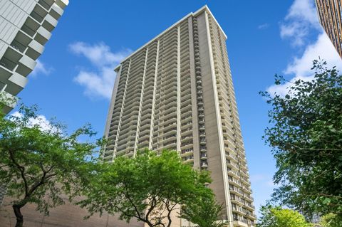 Photo of 6007 N Sheridan Road #38G, Chicago, IL 60660 (MLS # 12445807)