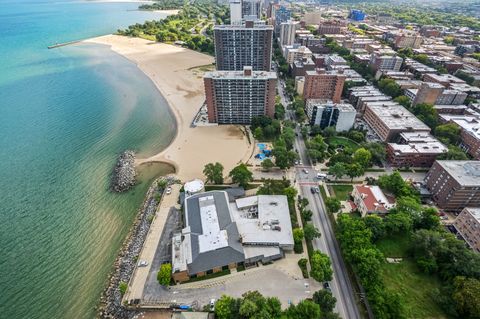 Tiny photo for 6007 N Sheridan Road #38G, Chicago, IL 60660 (MLS # 12445807)