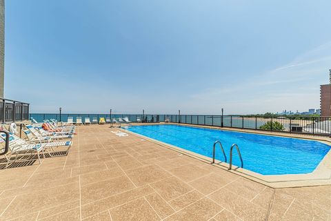 Tiny photo for 6007 N Sheridan Road #38G, Chicago, IL 60660 (MLS # 12445807)
