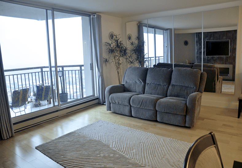 6007 N Sheridan Road 38G