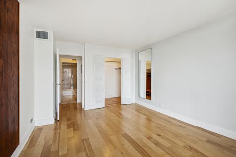 Tiny photo for 6007 N Sheridan Road #38G, Chicago, IL 60660 (MLS # 12445807)