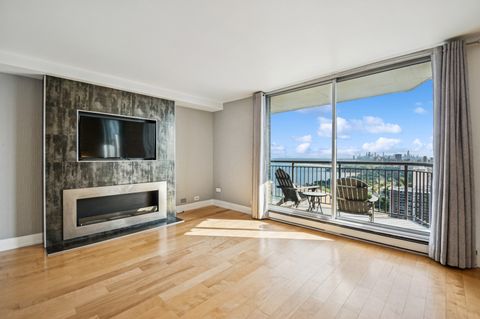 Tiny photo for 6007 N Sheridan Road #38G, Chicago, IL 60660 (MLS # 12445807)