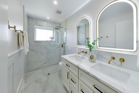 Tiny photo for 910 E Kimber Lane, Arlington Heights, IL 60005 (MLS # 12774587)