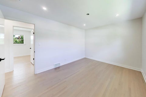 Tiny photo for 910 E Kimber Lane, Arlington Heights, IL 60005 (MLS # 12774587)