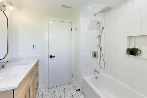 Tiny photo for 910 E Kimber Lane, Arlington Heights, IL 60005 (MLS # 12774587)