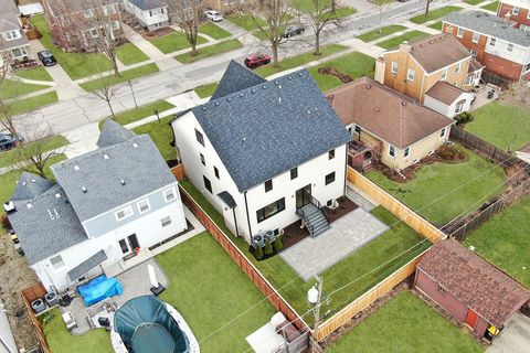 A home in La Grange